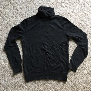 Men’s Banana Republic turtleneck in Merino Wool